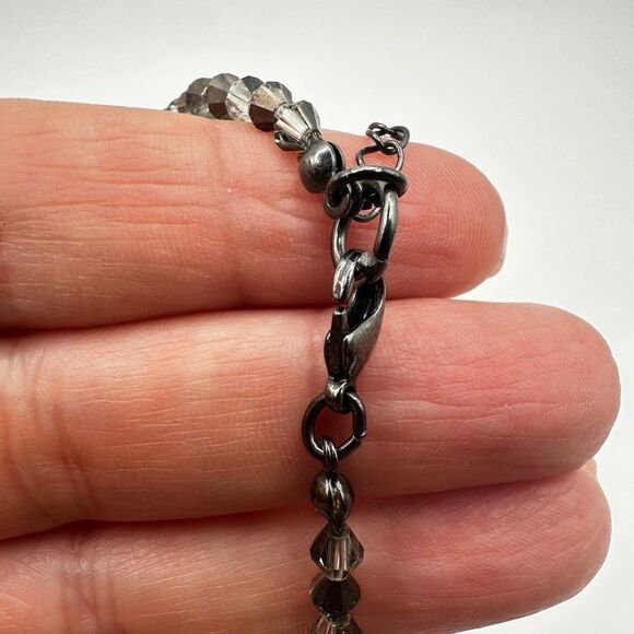 Stunning faceted black/dark gray crystal beaded necklace! - Picture 8 of 12